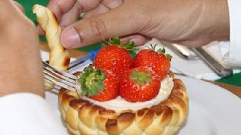 Júri vai escolher a melhor receita de morango na festa de Brazlândia