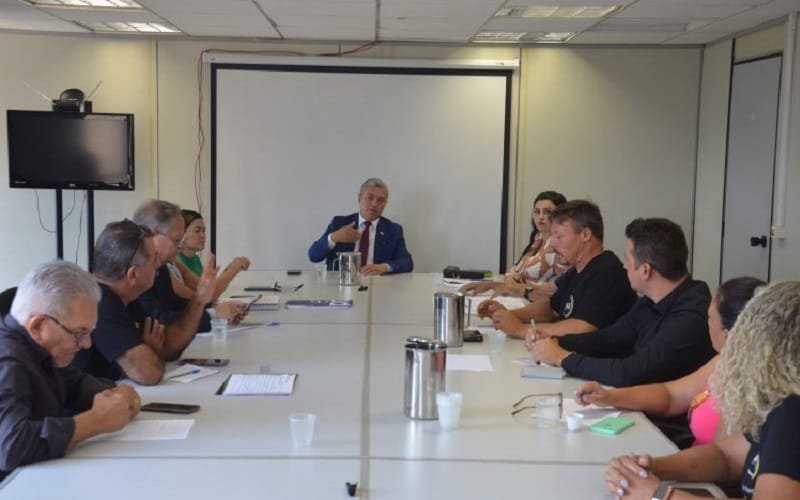 Reunião profissionais da educação DF Misto Brasília