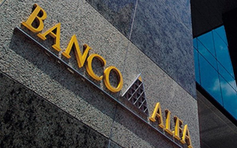 Banco Alfa fachada Misto Brasília