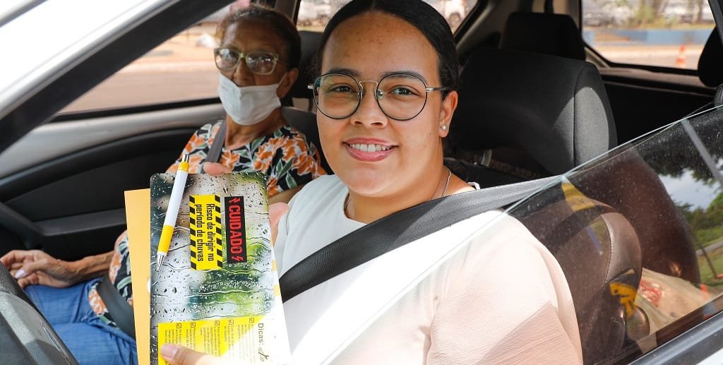 Detran blitz Larissa Moura Misto Brasília