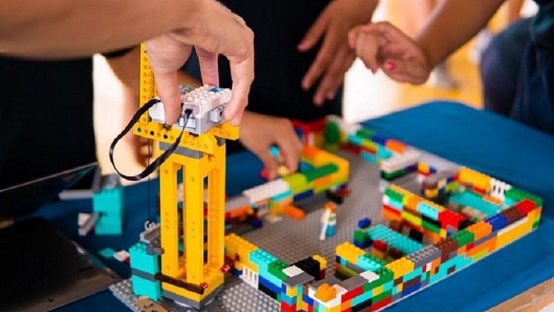 Rede de ensino no DF prepara campeonato de robótica