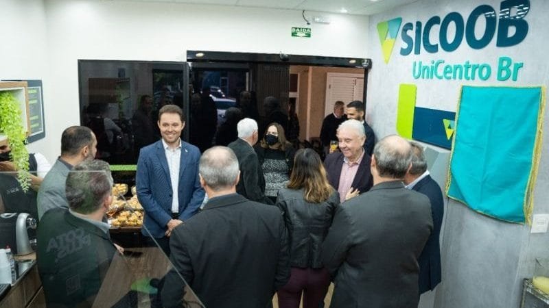 Médico assume a presidência da maior cooperativa de crédito de Goiás