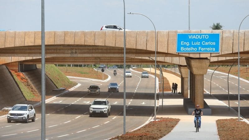 Viaduto do Sudoeste tem o tráfego liberado para veículos e também para ciclistas e pedestres/Joel Rodrigues