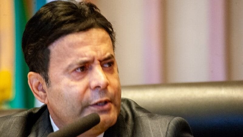 Major nega que ensinou táticas de guerrilha e que foi apenas um missionário