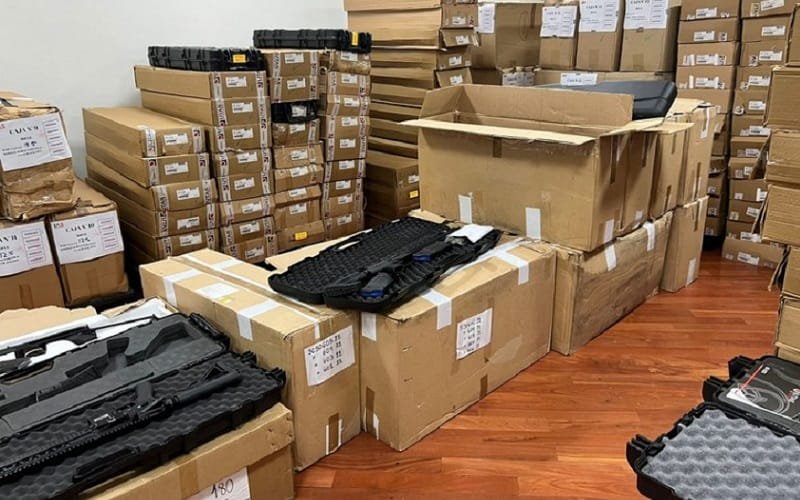 Armas apreensão Polícia Federal Misto Brasil