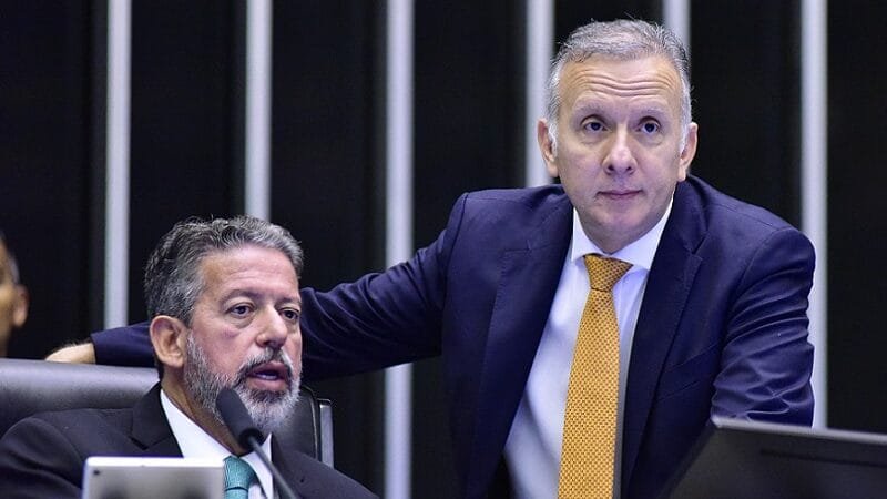 Câmara aprova a reforma tributária que simplifica o sistema tributário