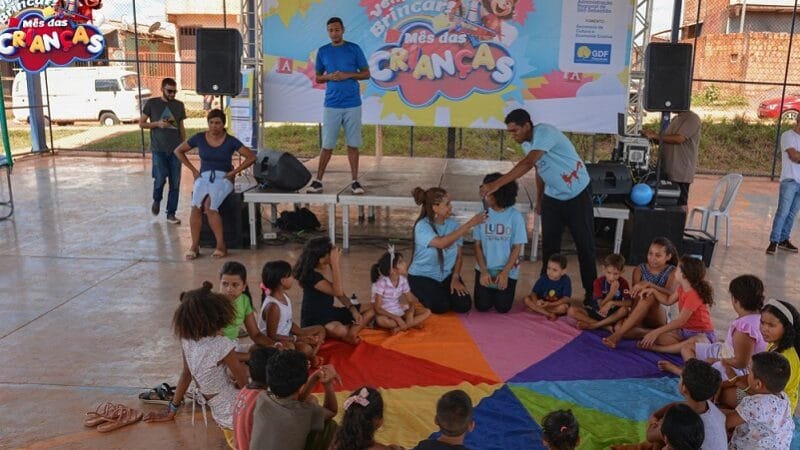 Música, brincadeiras, pipoca e algodão neste sábado em São Sebastião