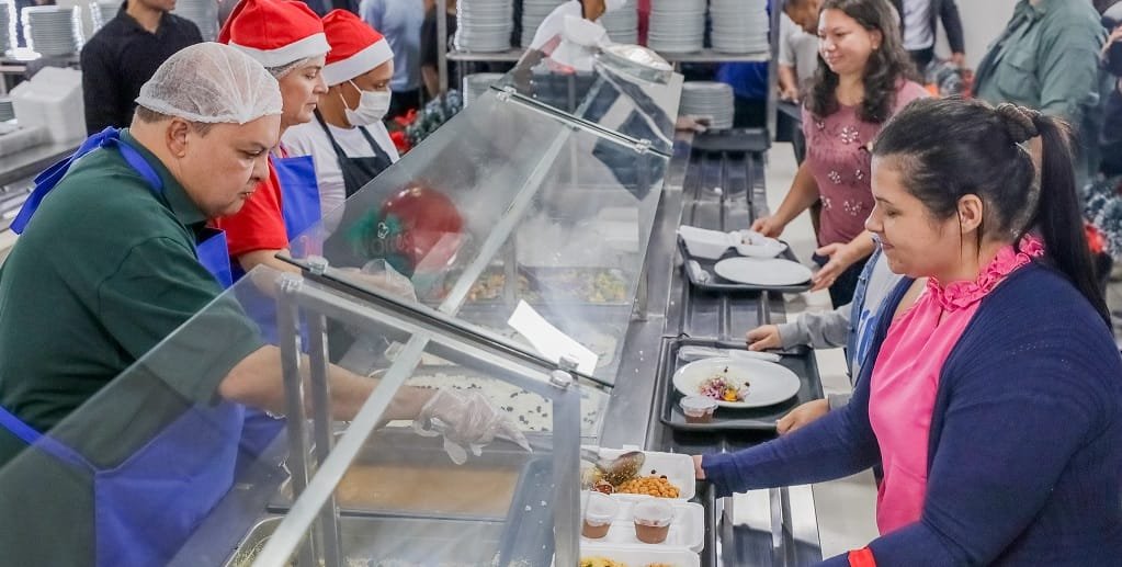 Ibaneis Rocha ceia de Natal Misto Brasil