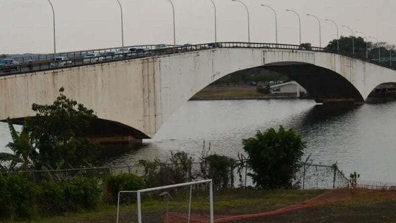 Ponte Honestino Guimarães será fechada por uma hora na virada do ano