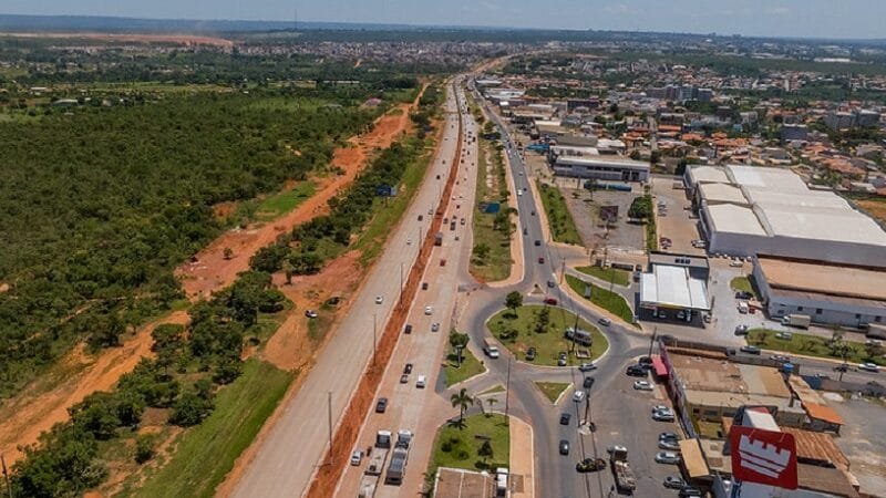 Pagamento é suspenso pela baixa qualidade do asfalto da Via Estrututal