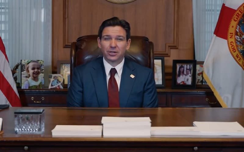 Governador da Califórnia Ron DeSantis Misto Brasília