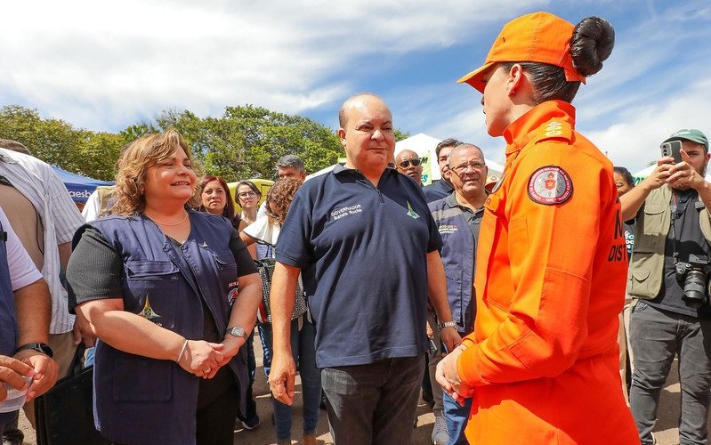 Ibaneis Rocha e a secretária da Saúde Lucilene de Queiroz DF Misto Brasil