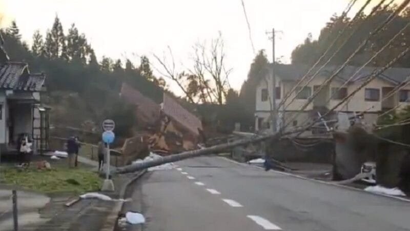 Série de terremotos provocou a morte de 48 pessoas no Japão