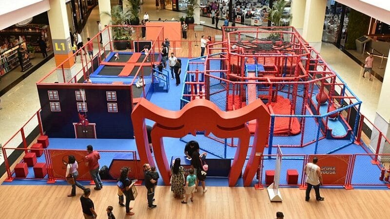 Shopping monta Spider House, espaço temático do Homem Aranha