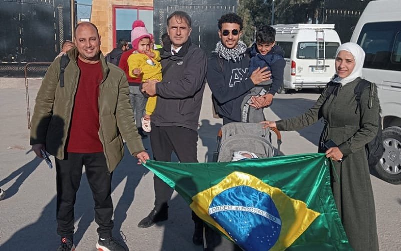 Família de brasileiros faixa de Gaza Misto brasil