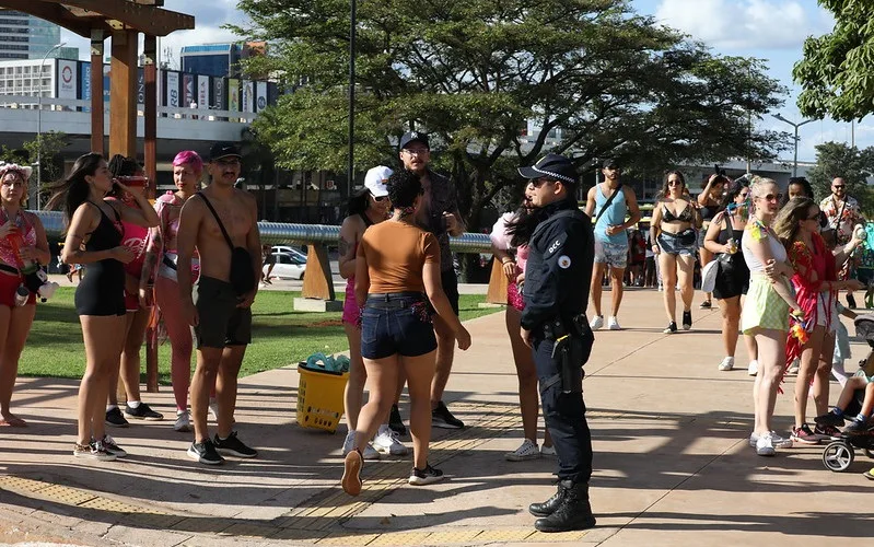 Policiamento ampliado e ações especiais no Carnaval