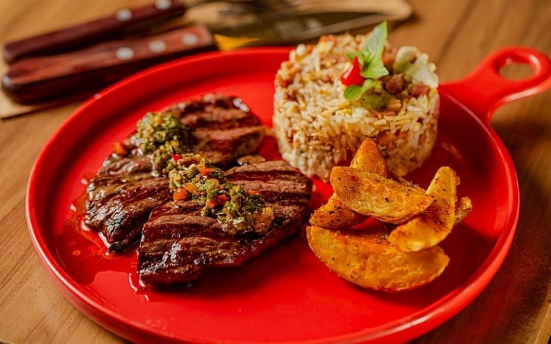 Comida prato gastronomia Misto Brasil