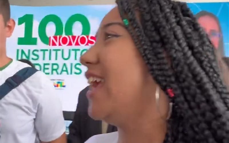 Instituto de Educação e Tecnologia anúncio Misto Brasil