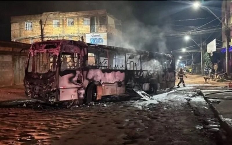 ônibus Queimado Sol Nascente DF Misto Brasil