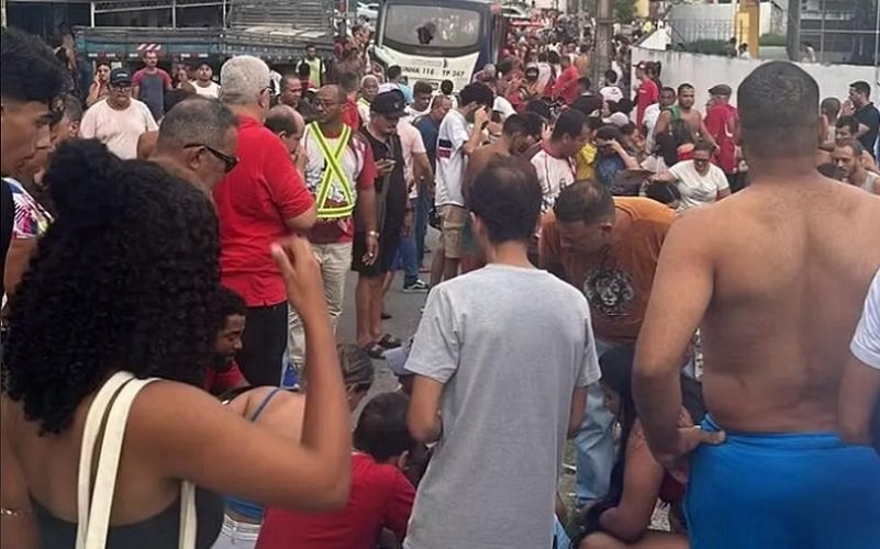 Jaboatão dos Guararapes Acidente Micro-6onibus Misto Brasil