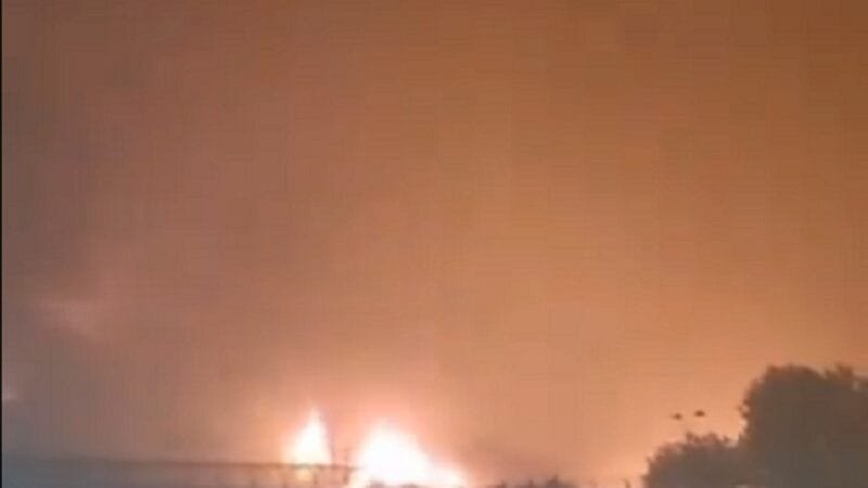 Madrugada em Israel e sirenes soam em suas defesas aéreas