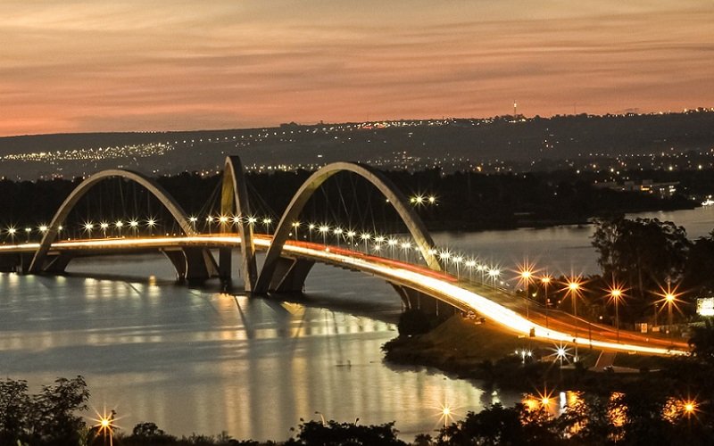 Ponte JK Brasília Misto Brasil