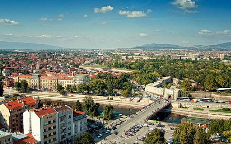 Sérvia cidade de Nis Misto Brasil