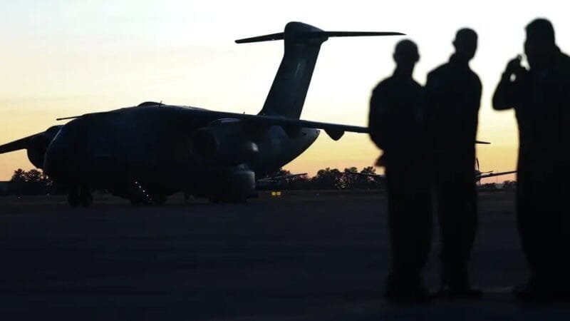 Aeronave da Aeronáutica pronta para decolar da Base Aérea de de Brasília donativos para o Rio Grande do Sul/Fábio Rodrigues Pozzebom/Agência Brasil