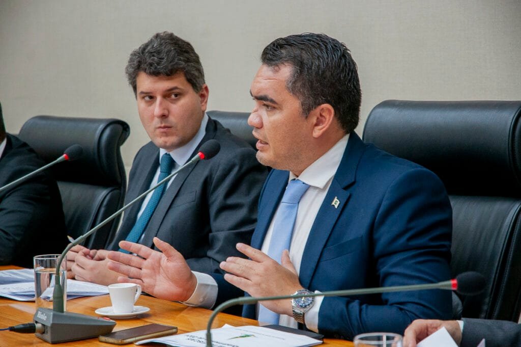 Deputado Eduardo Pedrosa e o subsecretário Rogério Conde DF Misto BRasil