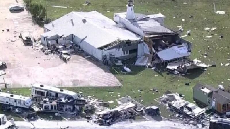 Tornados e tempestades nos EUA matam pelo menos 15 pessoas