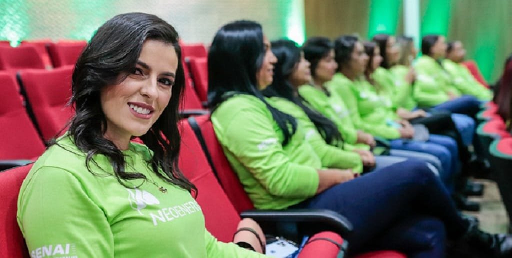 Mulheres mercado de trabalho ensino Misto Brasil