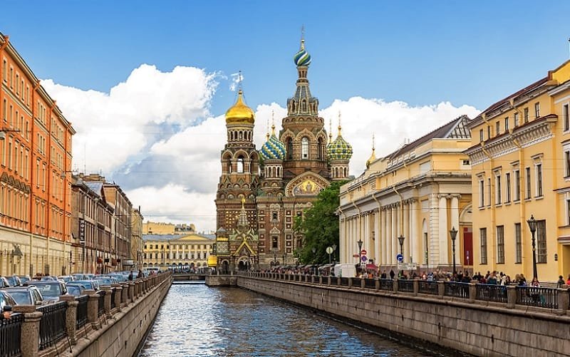 Reunião vai discutir a retomada das relações EUA-Rússia