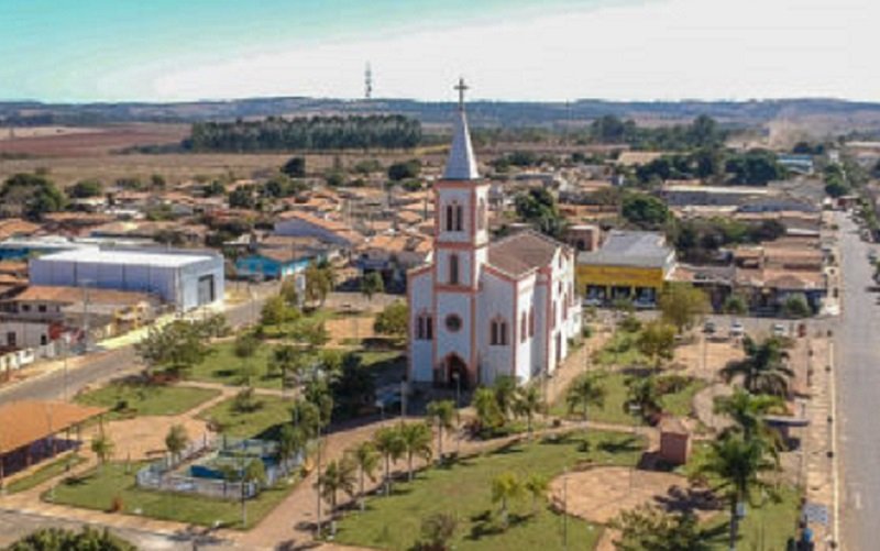 Água Fria de Goias município Misto Brasil