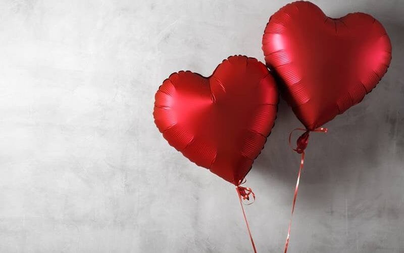 Dia dos Namorados balões vermelhos Misto Brasil