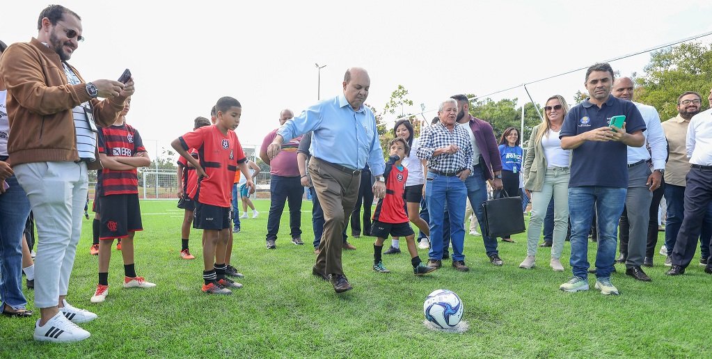 Ibaneis Rocha bola Camnpo sintético Misto Brasil