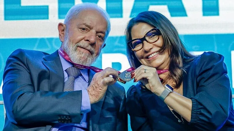 Sobre regulação das redes sociais, vazamentos e base aliada