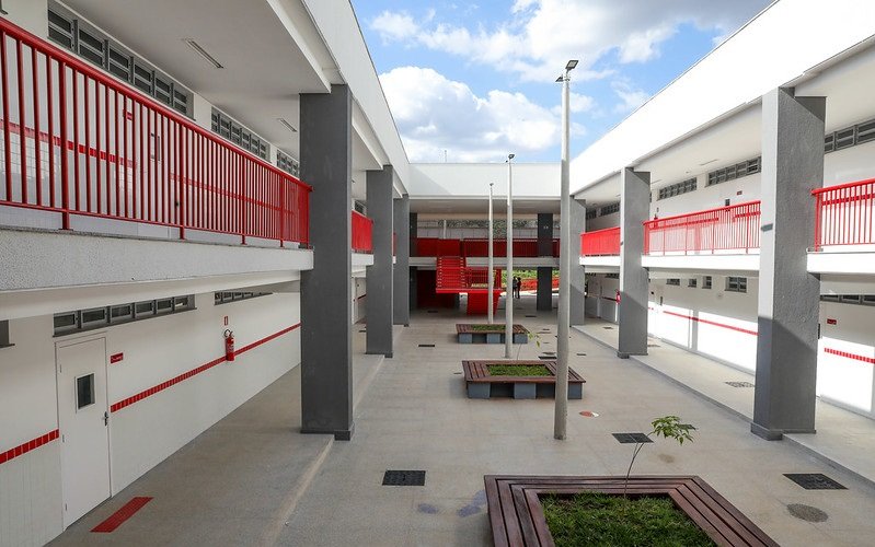 Escola Técnica do Paranoá DF construção Misto Brasil