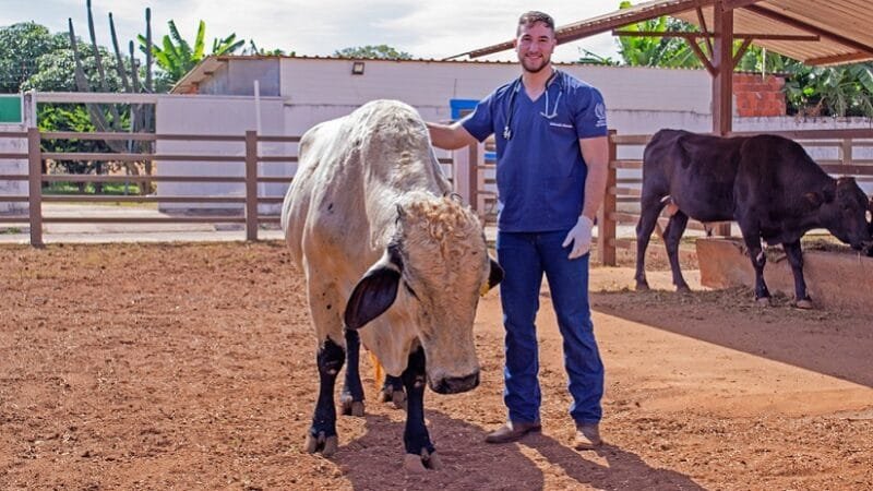 Encontro para produtores rurais e estudantes no Gama