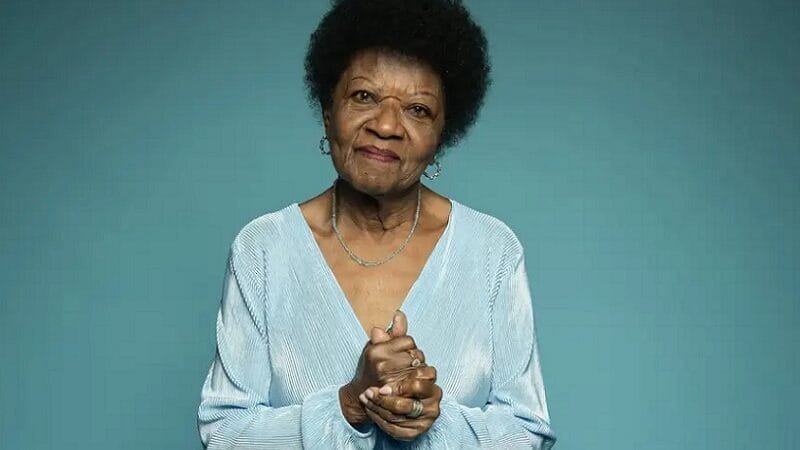 Show com Alaíde Costa encerra o Festival Latinidades em Brasília