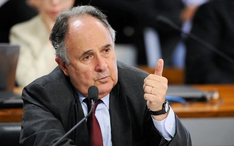 Ex-senador e ex-governador Cristovam Buarque Misto Brasil