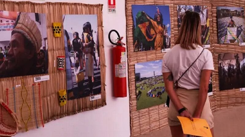 Acompamento Terra Livre 20 anos é a exposiçào que foi organizada pela Articulação dos Povos Indígenas do Brasil e Greenpeace Brasil/Antonio Cruz/Agência Brasil