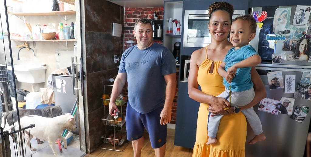 Poliana, o marido e o filho Guará II DF Misto Brasil