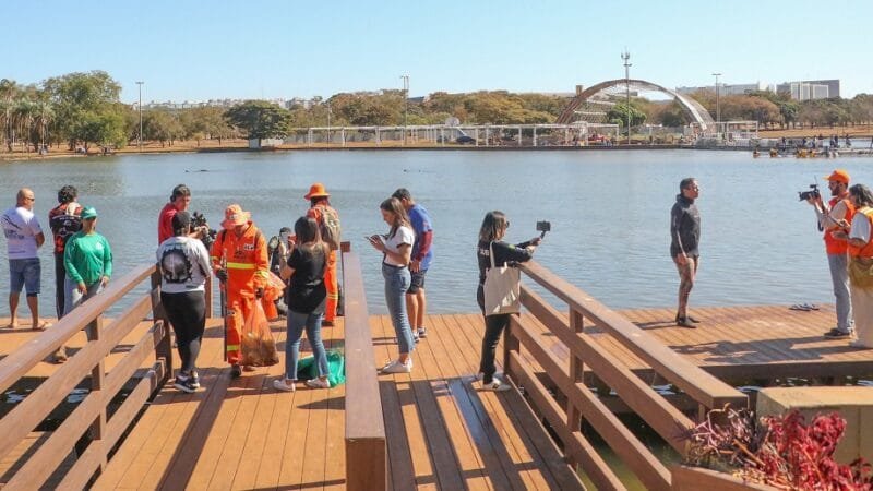 Limpeza no lago do Parque da Cidade vai mobilizar 150 pessoas