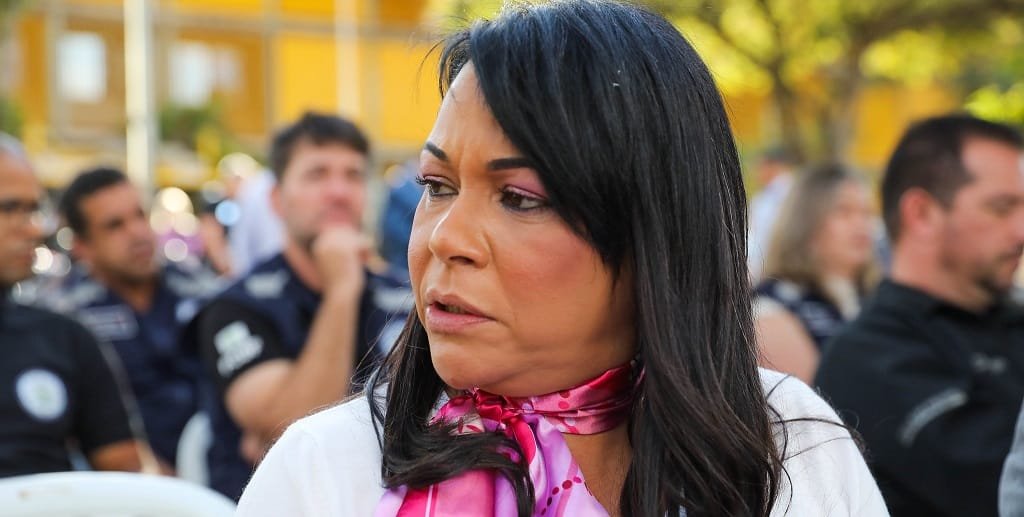 Cíntia Queiroz subsecretária DF Misto Brasil