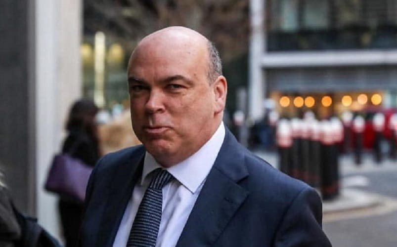 Magnata Mike Lynch naufrágio Sicília Misto Brasil