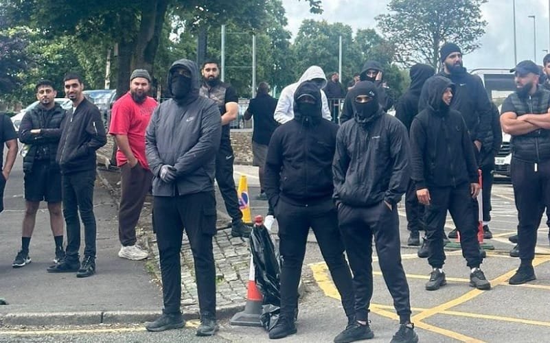 Protestos violentos Reino Unido Misto Brasil