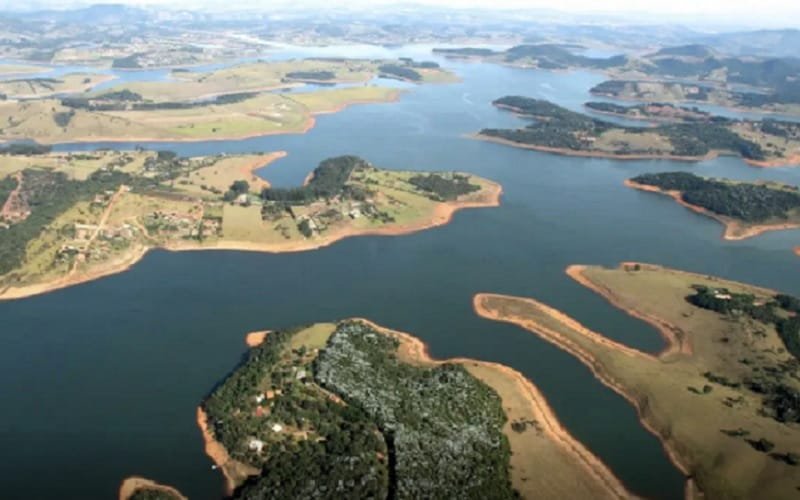 Água sistema de abastecimento SP Misto Brasil