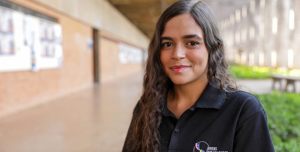 Centro de Línguas DF Cleia Vitória Alves Misto Brasil