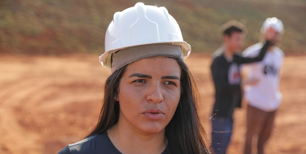 Drenar DF Karolin de melo estudante de engenharia Misto Brasil