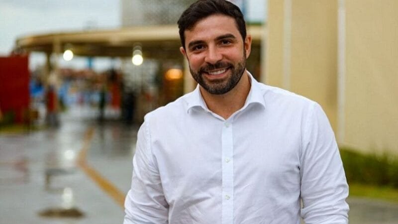 Igor e Delegado Éder Mauro disputam o segundo em Belém